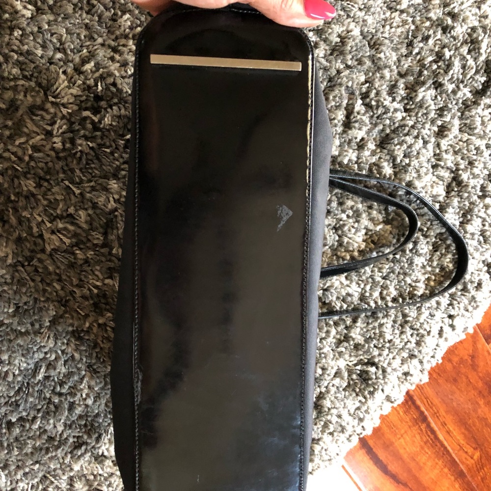 Gucci Handbag - Picture 4 of 5